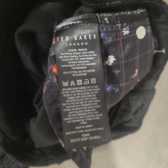 Ted Baker Dehbra Zebra Skinny Jeans in Black Velvet SZ 25 - Picture 5 of 6